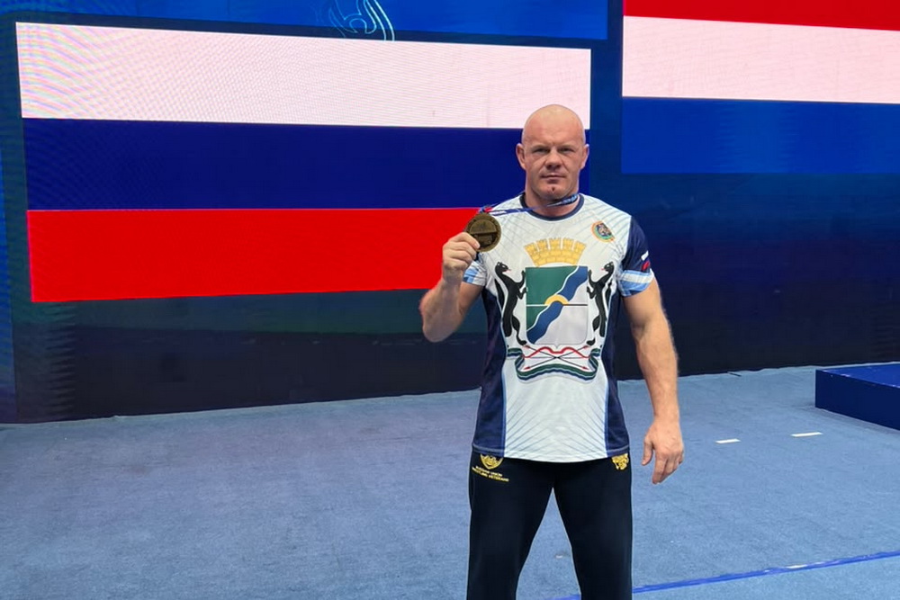 Спортсмен из Новосибирска стал чемпионом мира по греко-римской борьбе