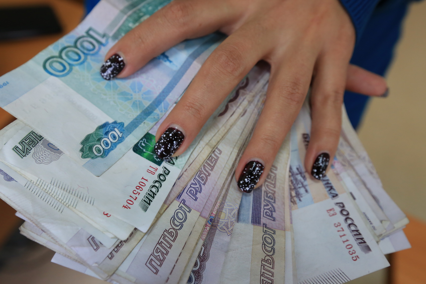 Жительницу Новосибирска арестовали за кражу выплат у семьи бойца СВО