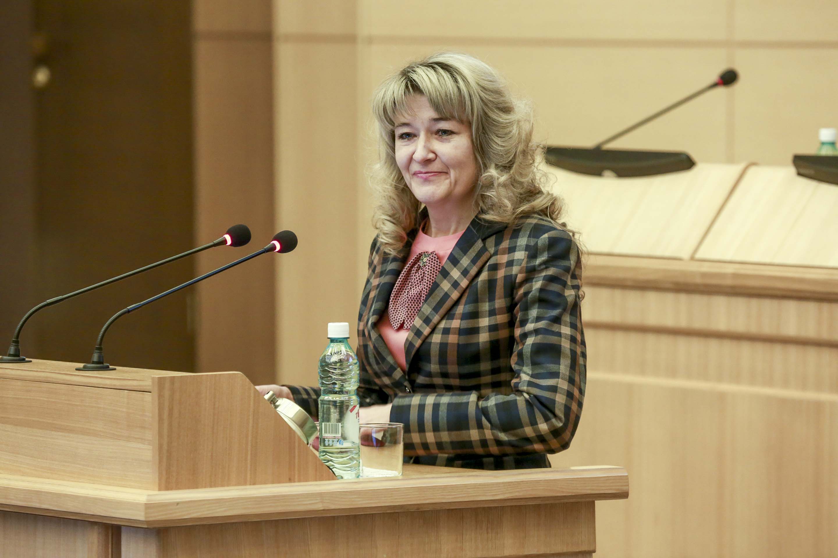 Елена Зерняева