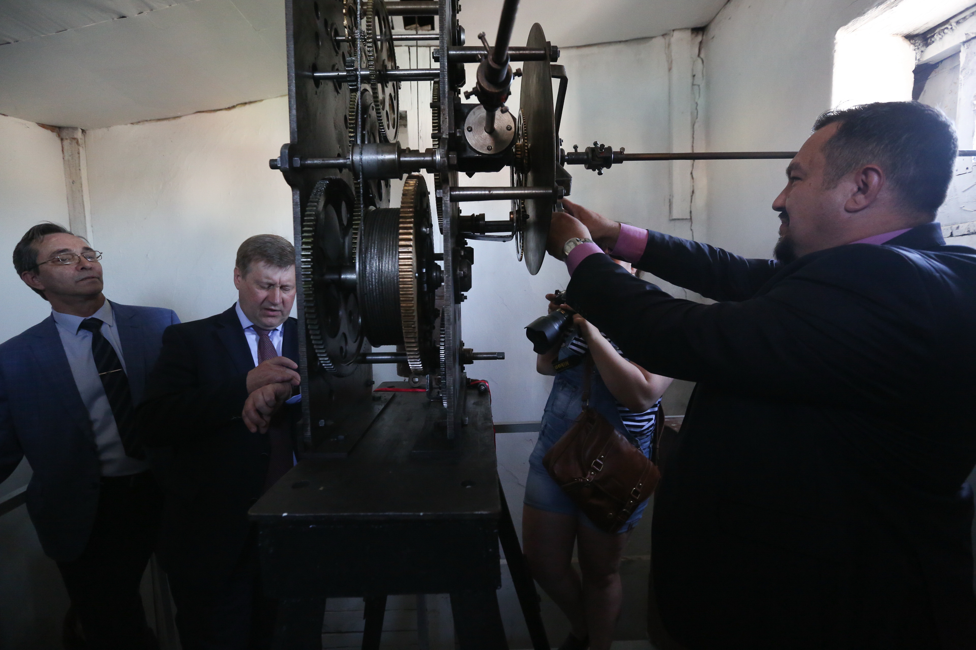 Дом с часами