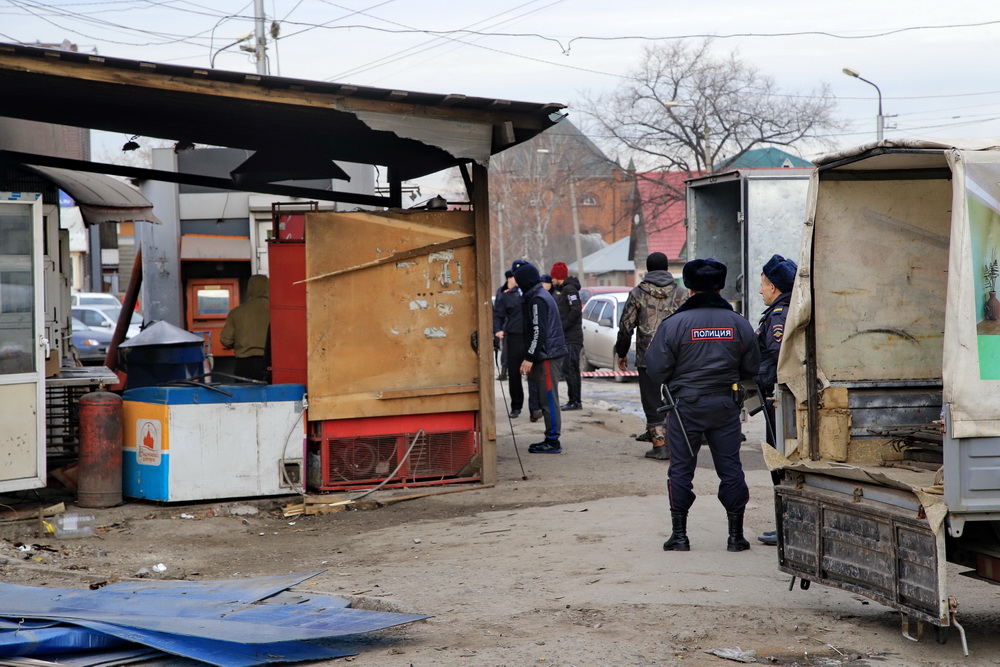 Снос киосков в районе бывшей барахолки (октябрь 2019 года)