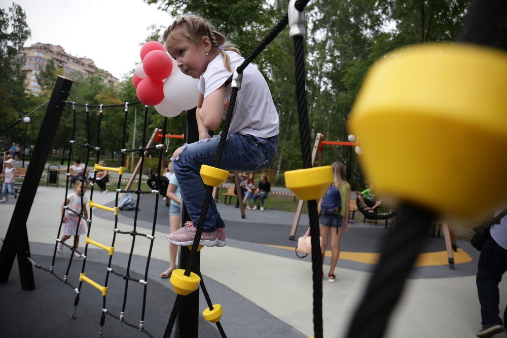 Открытие детской площадки в Центральном парке