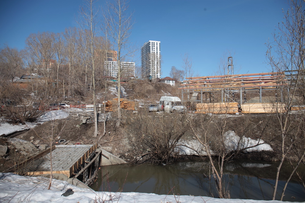 Строительство парка «Каменка». Апрель 2023 года