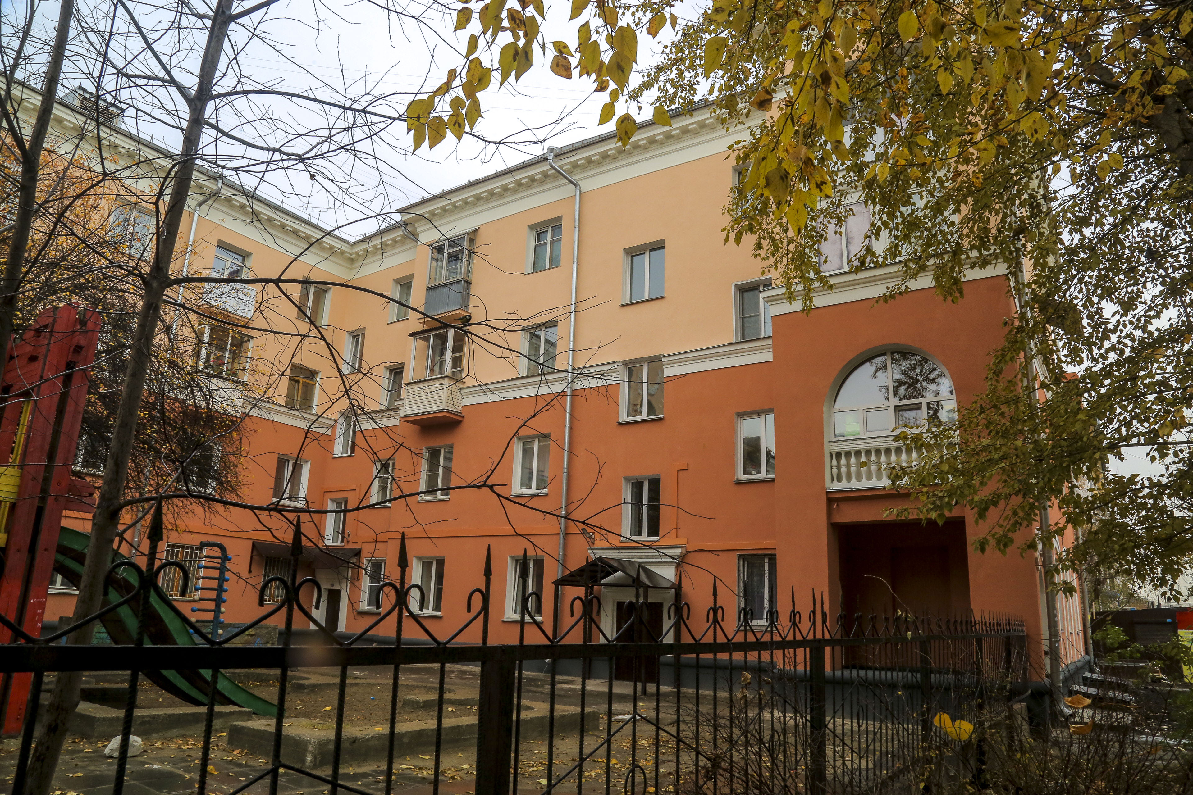 2-й Краснодонский переулок, 10