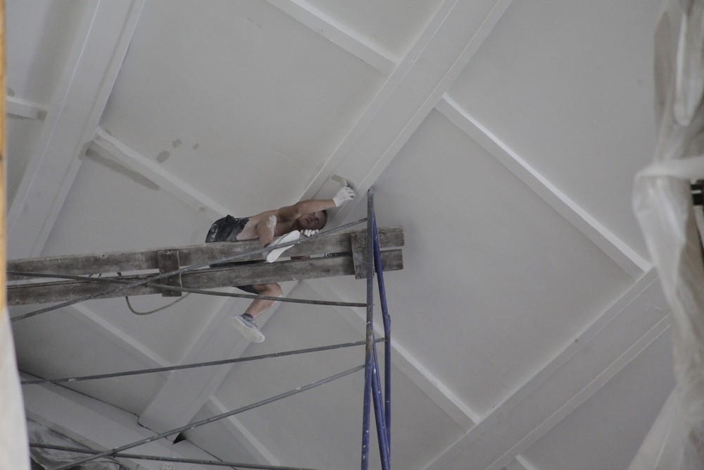 Ремонт в театре «Глобус»