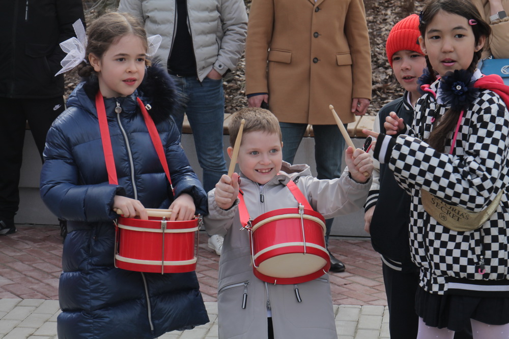 Открытие школы №220 на улице Владимира Заровного. Май 2023 года