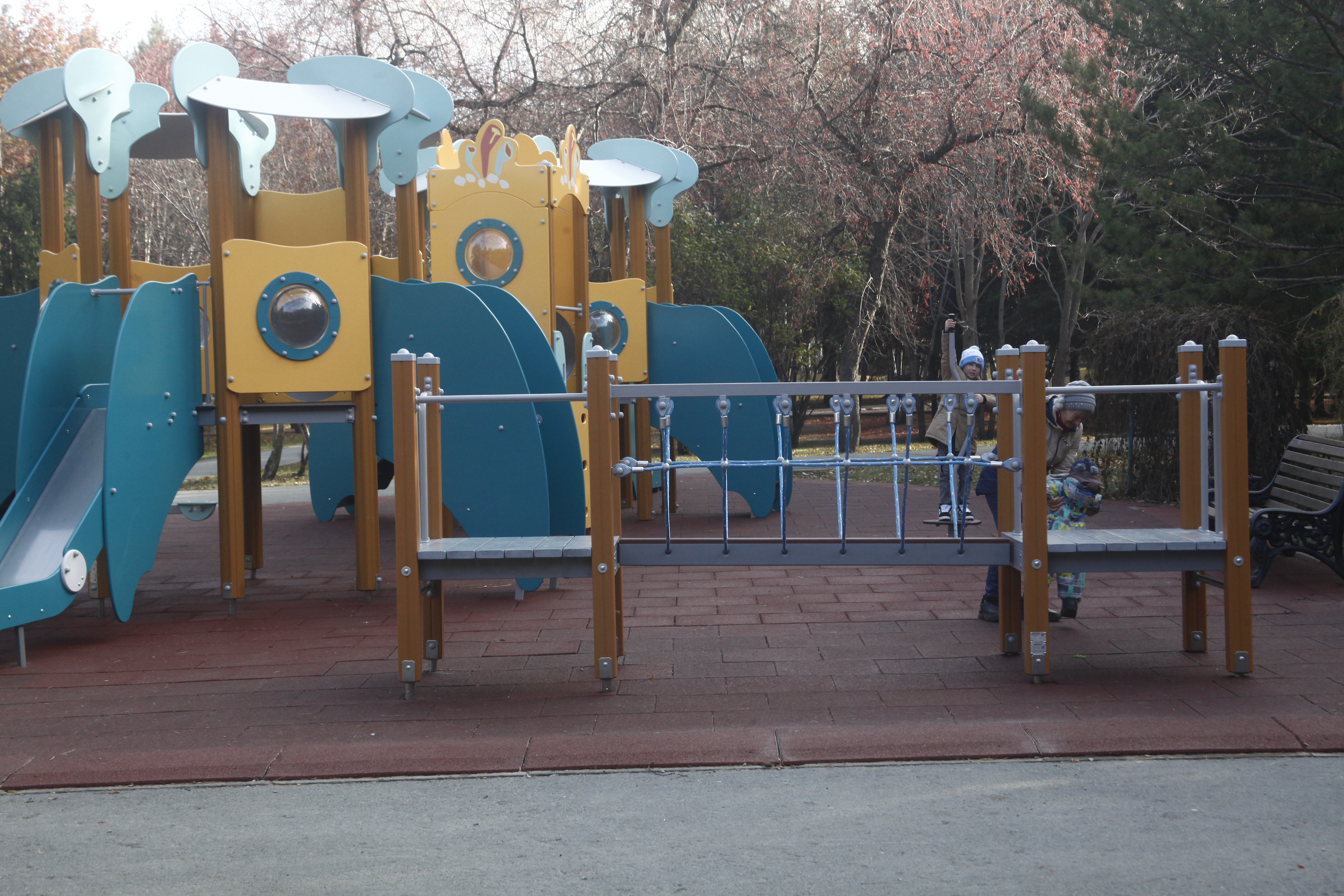 На Монументе Славы