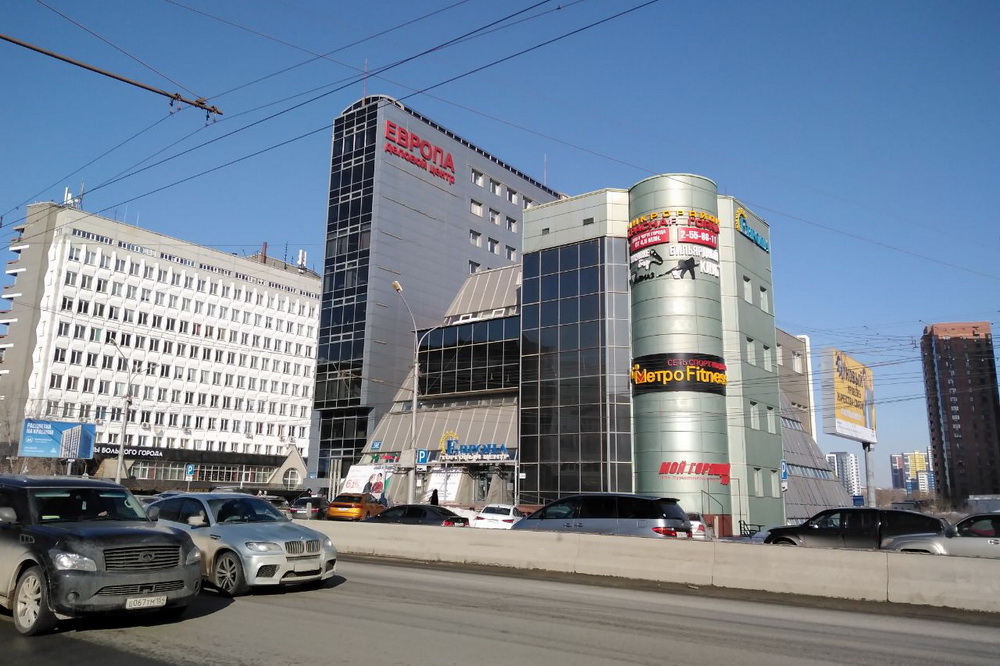Деловой центр «Европа» (Красный проспект, 182)