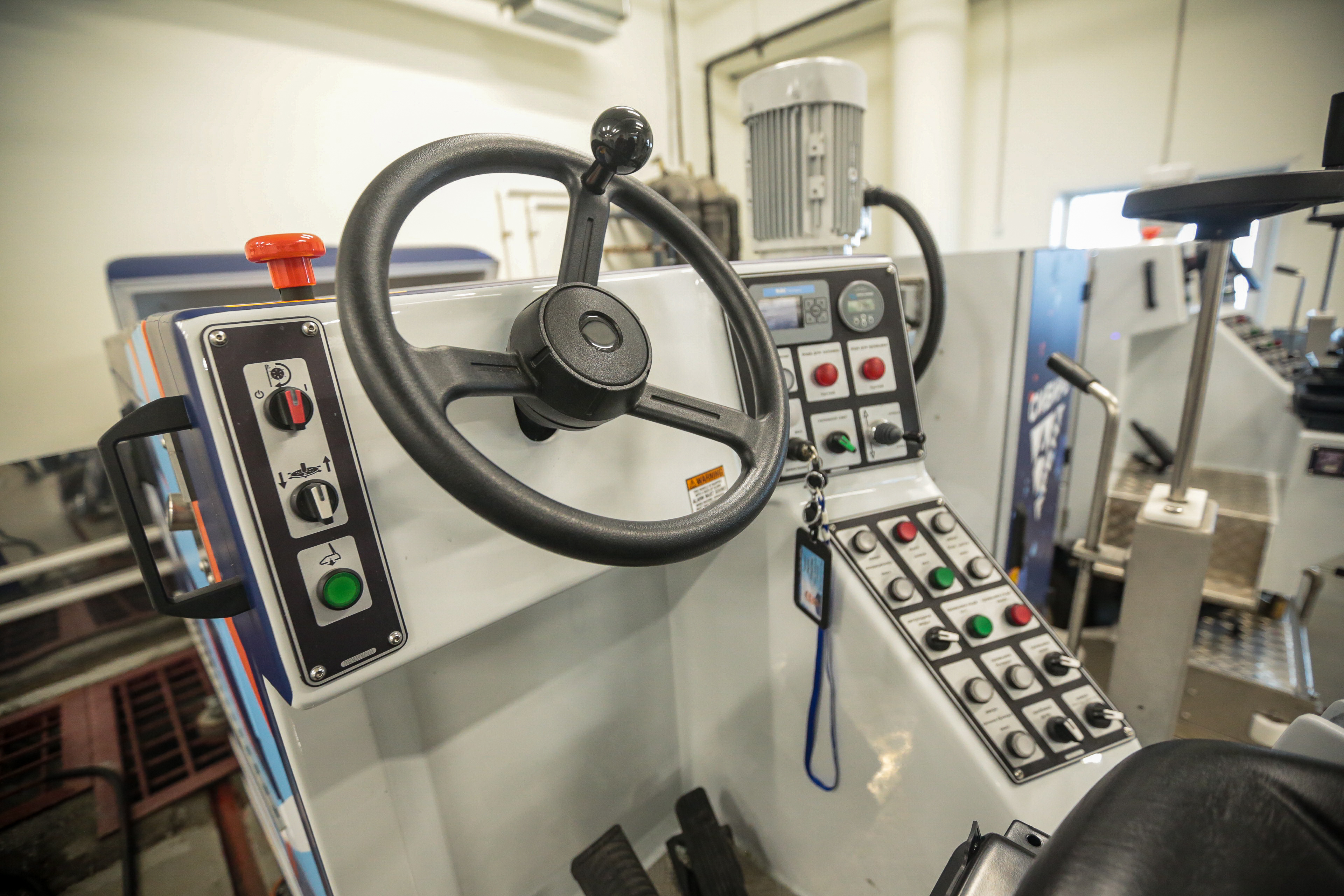 Ледозаливочные комбайны «Сибирь-Арены»