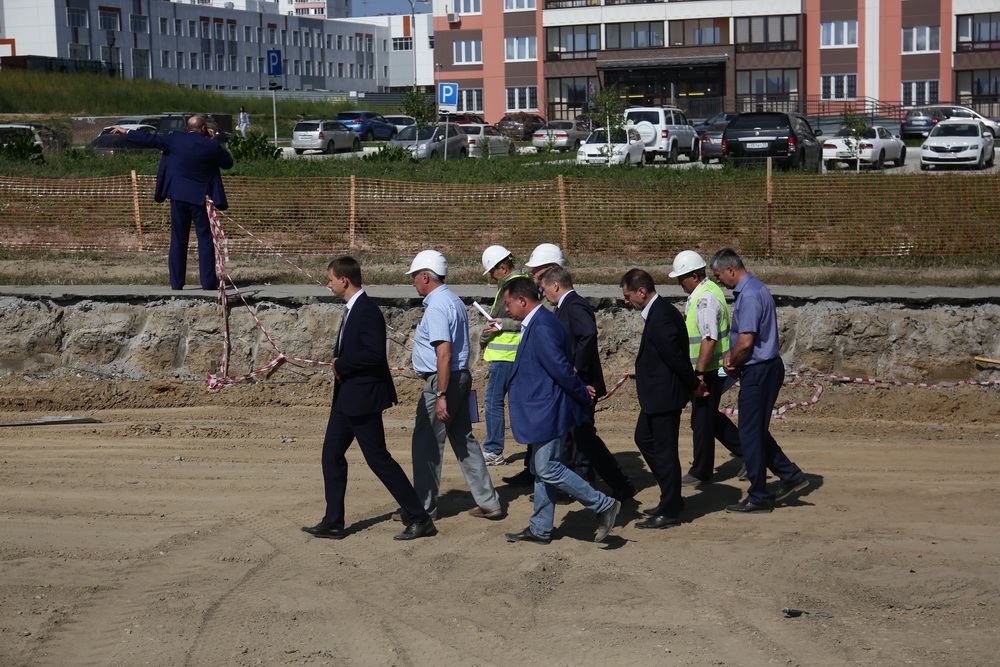 Постройка четырёхполосной дороги на выезде из Родников. Август 2021