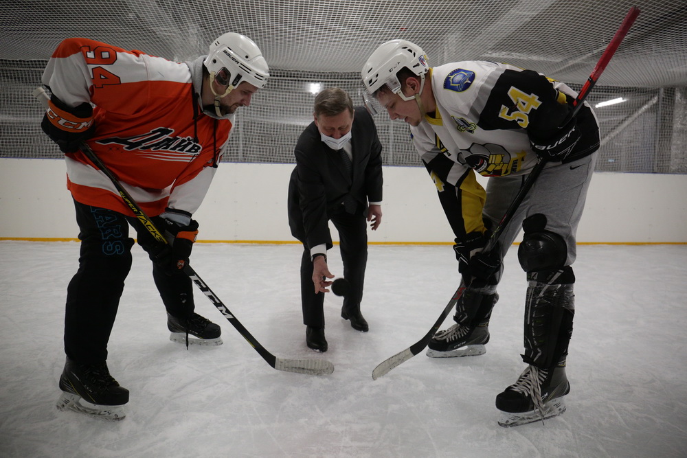 В центре хоккейного мастерства «Космос»