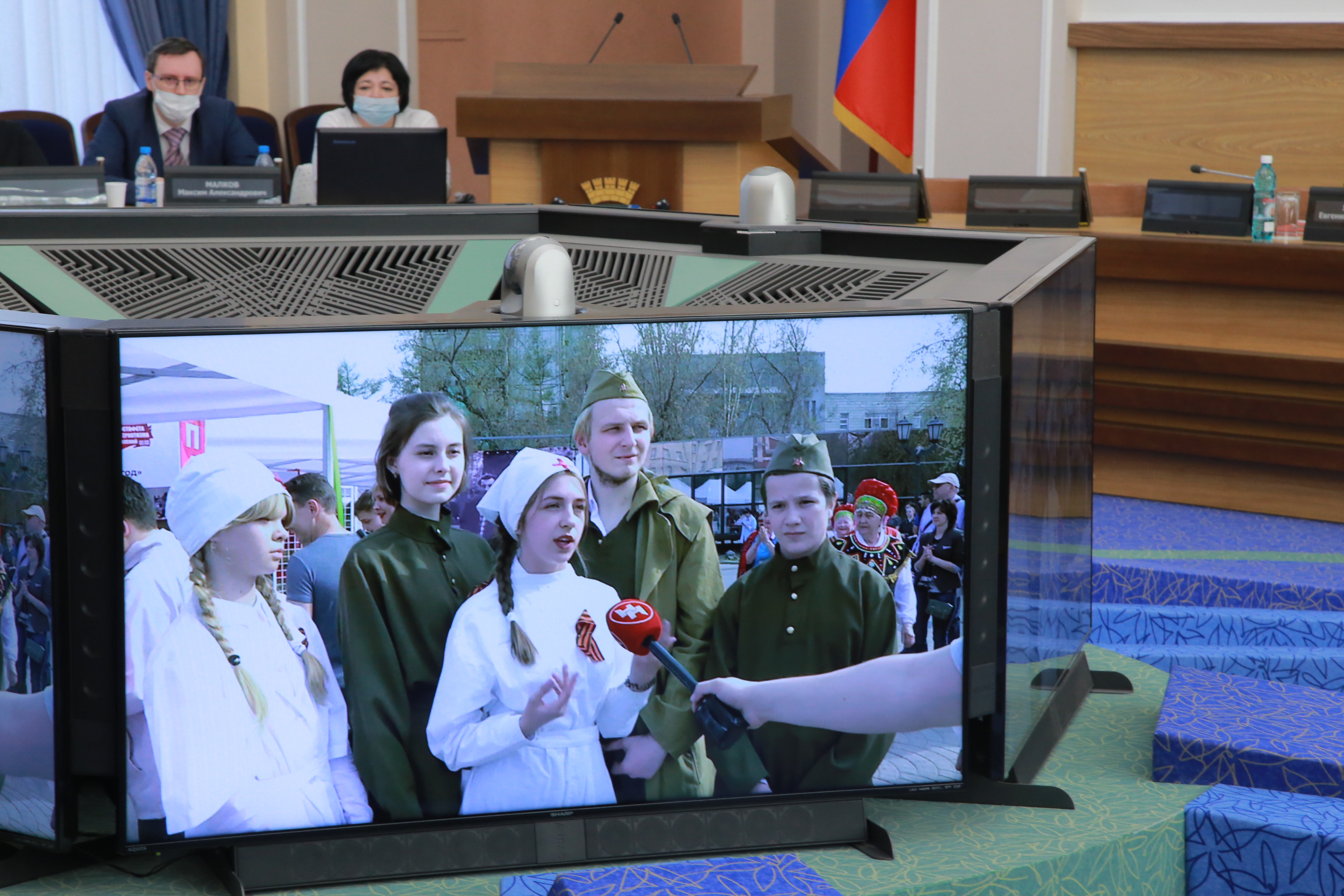 На презентации альманаха «Вклад поколений в эстафету патриотизма»