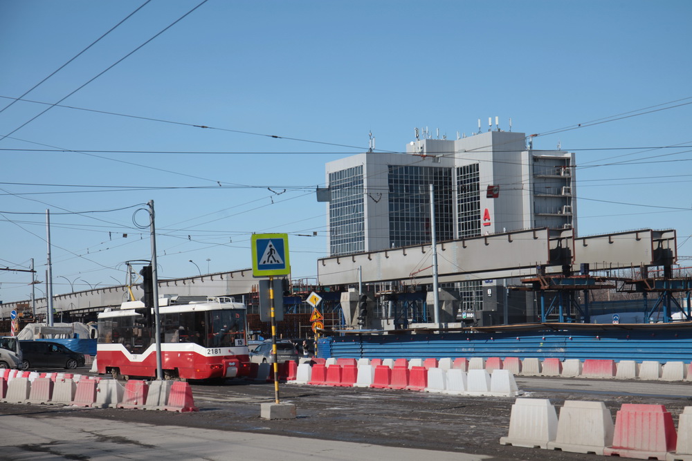 Площадь Труда