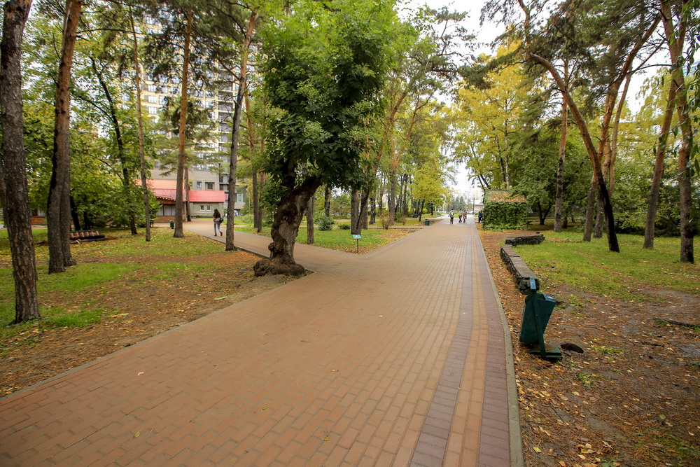 Сквер имени Кирова. Октябрь 2021 года