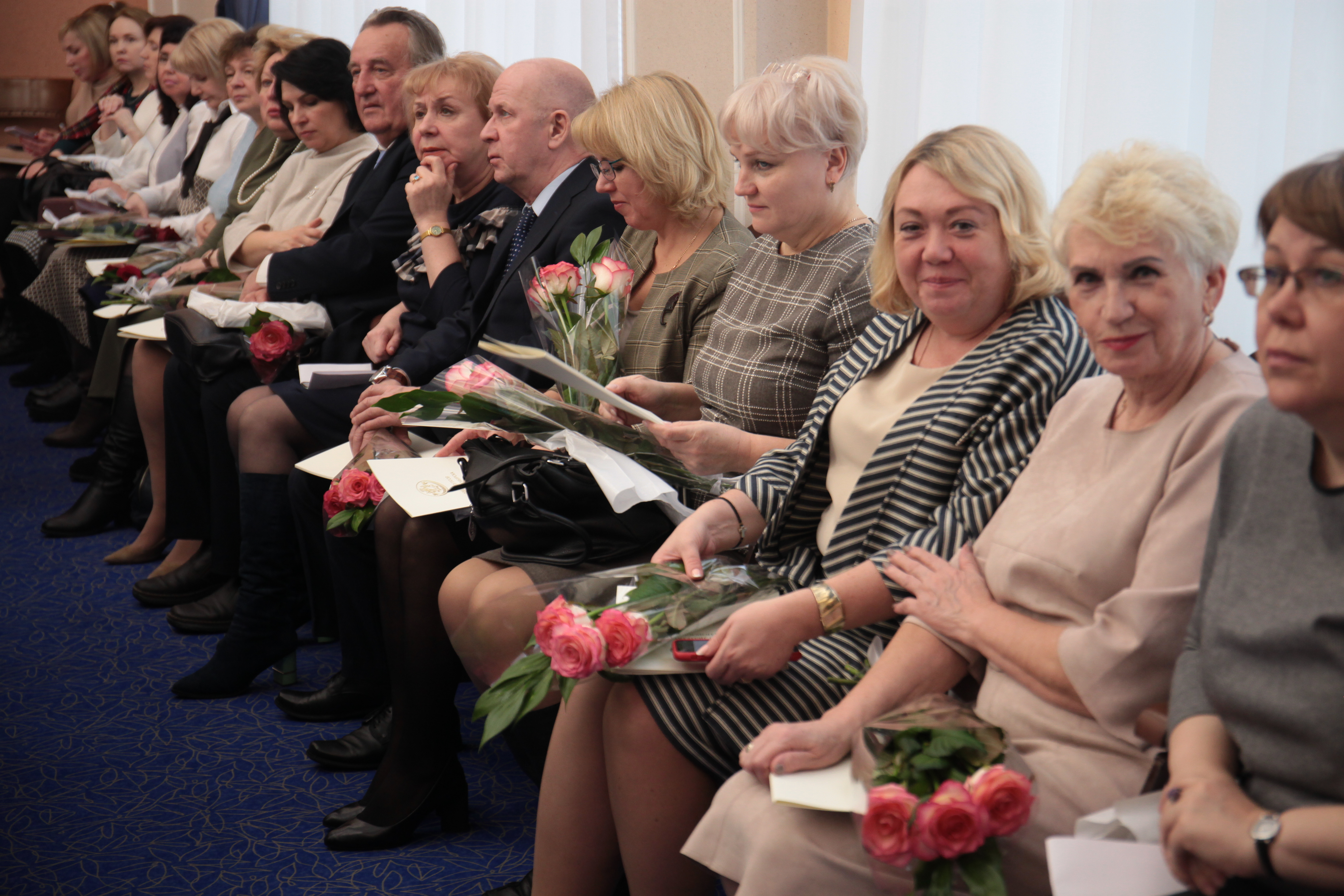 На подведении годовых итогов департамента образования