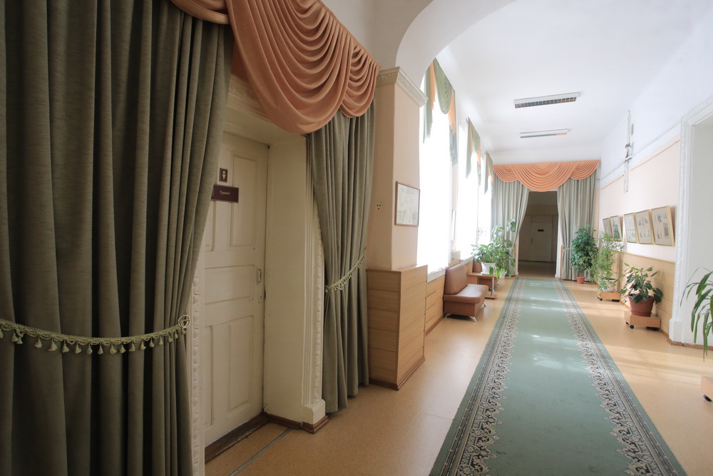 Дом офицеров на Красном проспекте