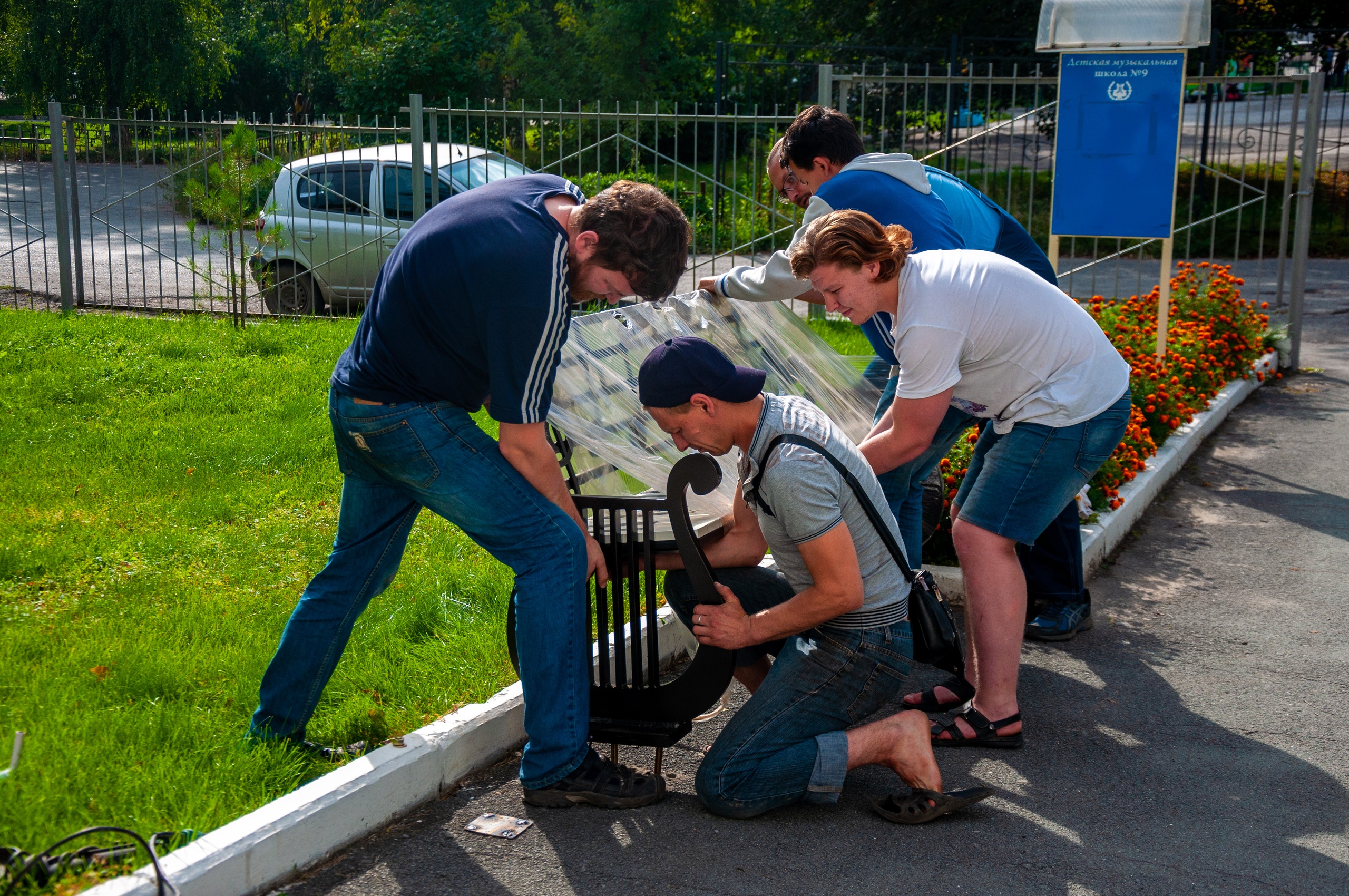 Музыкальная лавочка и её установка