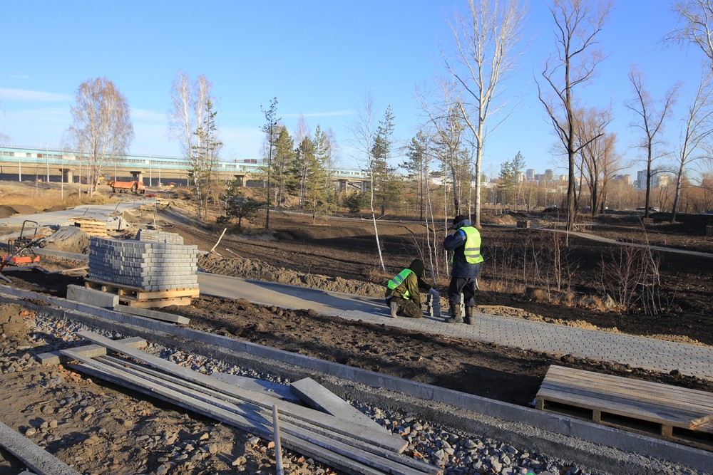 Создание парка возле нового ЛДС. Октябрь 2021 года