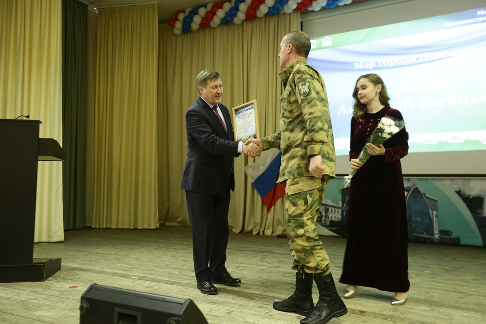 На подведении итогов 2021 года в Октябрьском районе