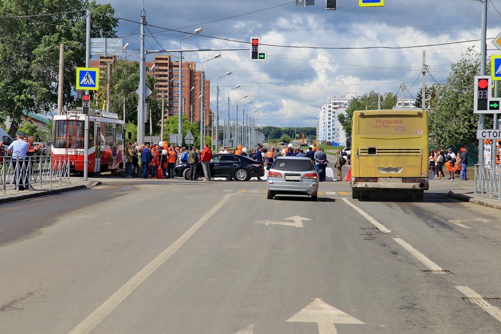 Открытие новой дороги на улице Титова. Июнь 2019 года