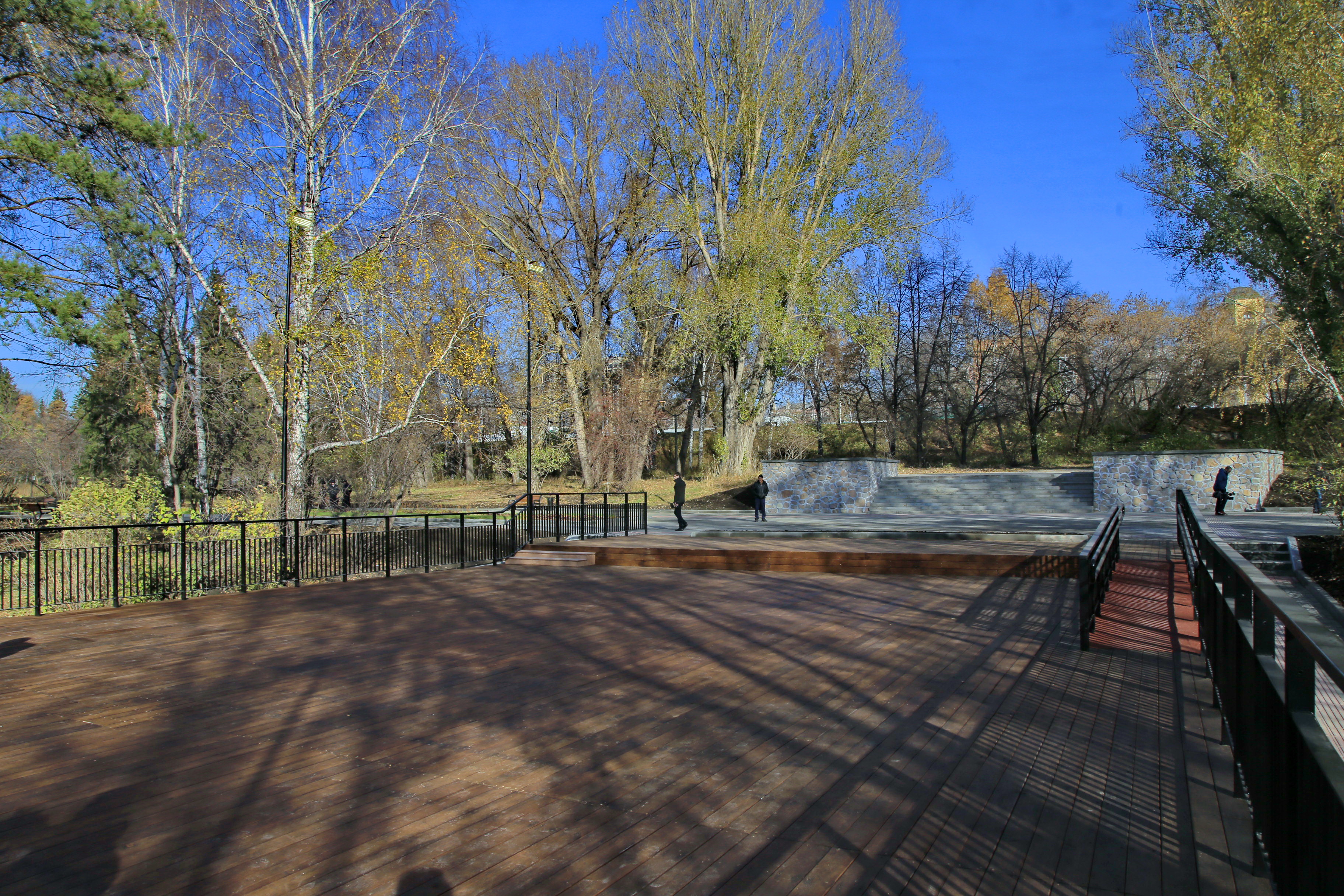 Михайловская набережная. Октябрь 2018 года