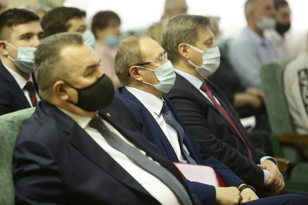 На подведении итогов 2021 года в Октябрьском районе