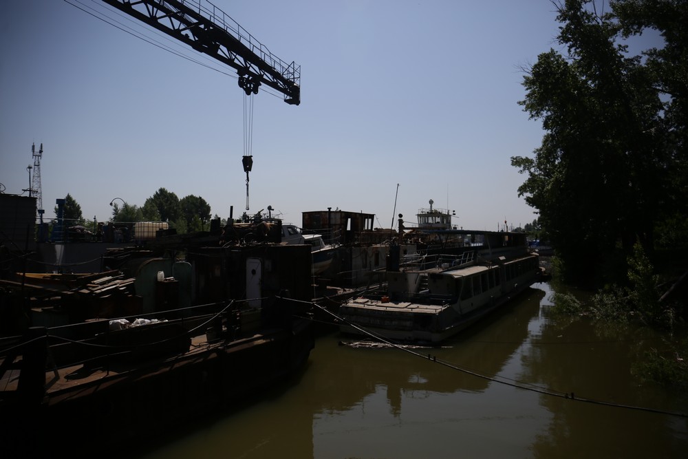 Корабельное кладбище в Затоне