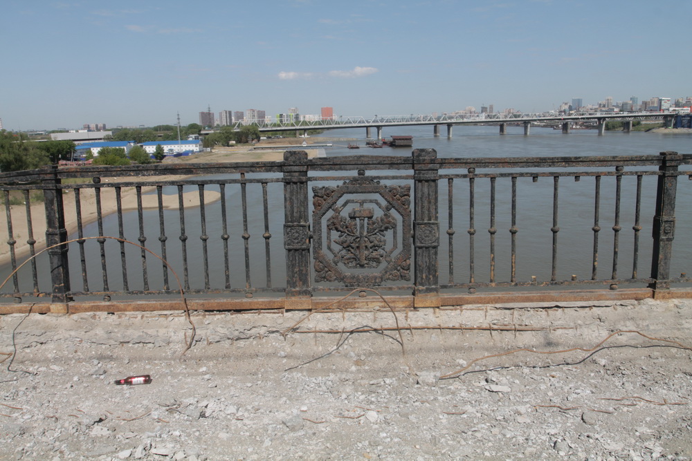 Ремонт Октябрьского моста. Май 2023 года