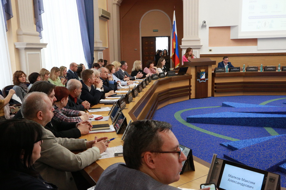 На заседании координационного совета по проблемам граждан пожилого возраста и инвалидов