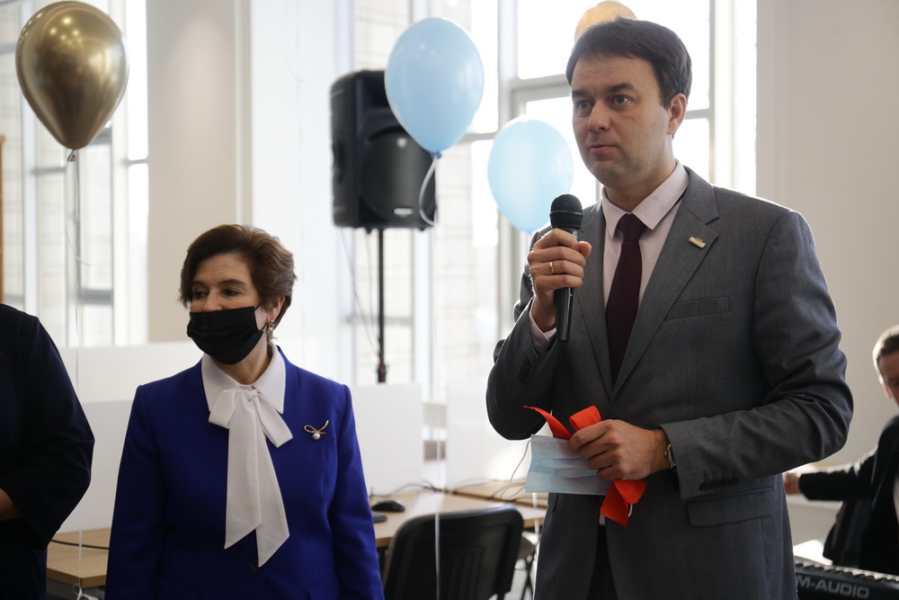 И. о. директора ГПНТБ Андрей Гуськов