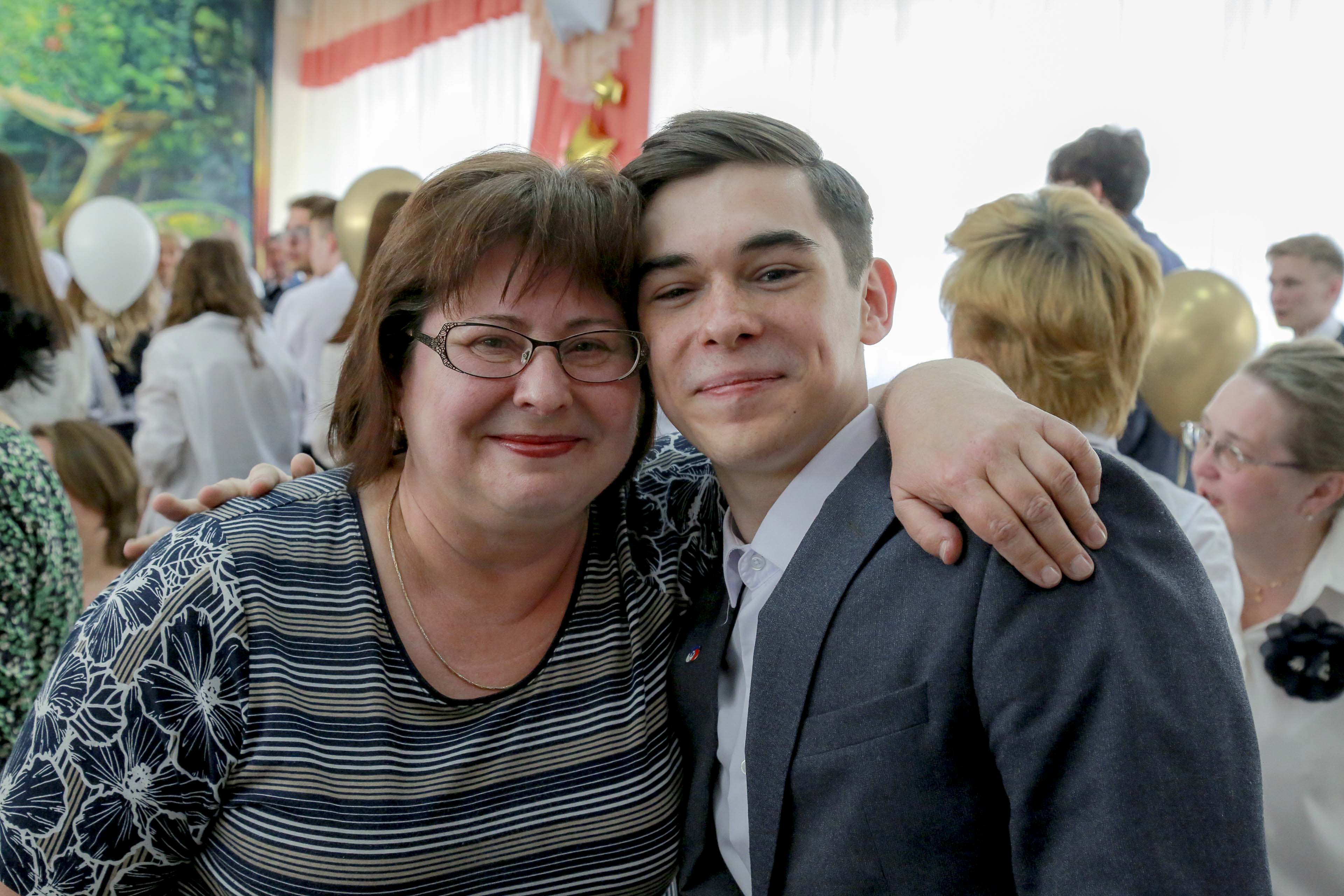 Последний звонок в экономическом лицее, май 2023