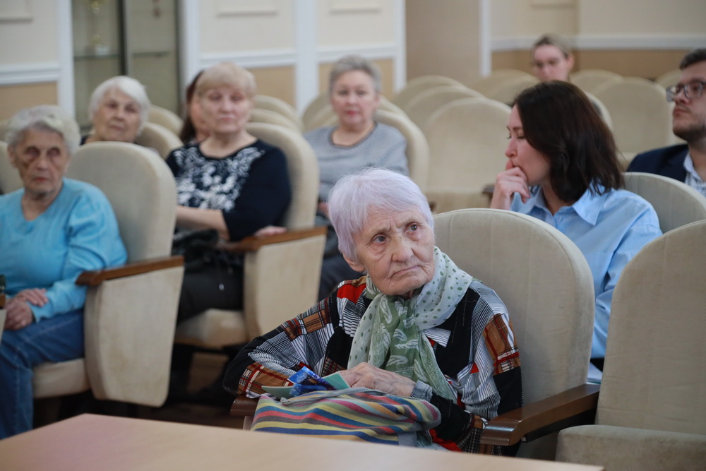 На презентации проекта благоустройства улицы Красина