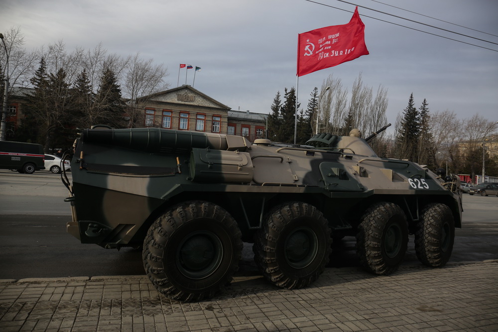 Церемония зажжения Вечного огня на Монументе Славы 7 ноября 2019 года