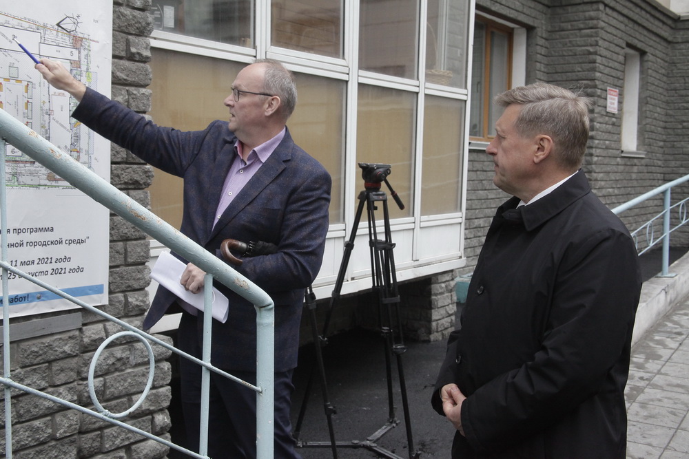 Ремонт двора на улице Железнодорожной. Июнь 2021 года