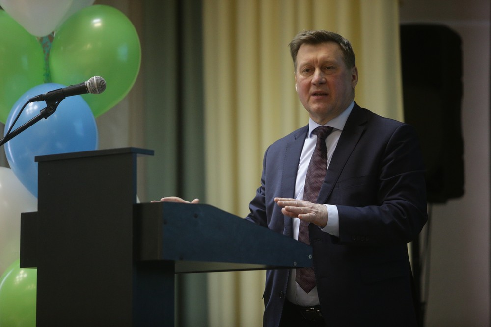 На собрании, посвящённом подведению итогов года в Октябрьском районе