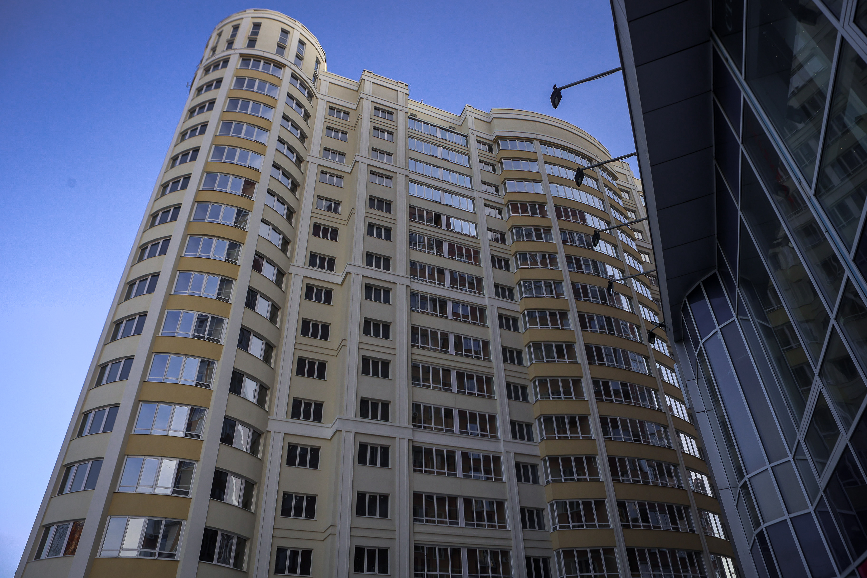 Ул. Дуси Ковальчук, 242