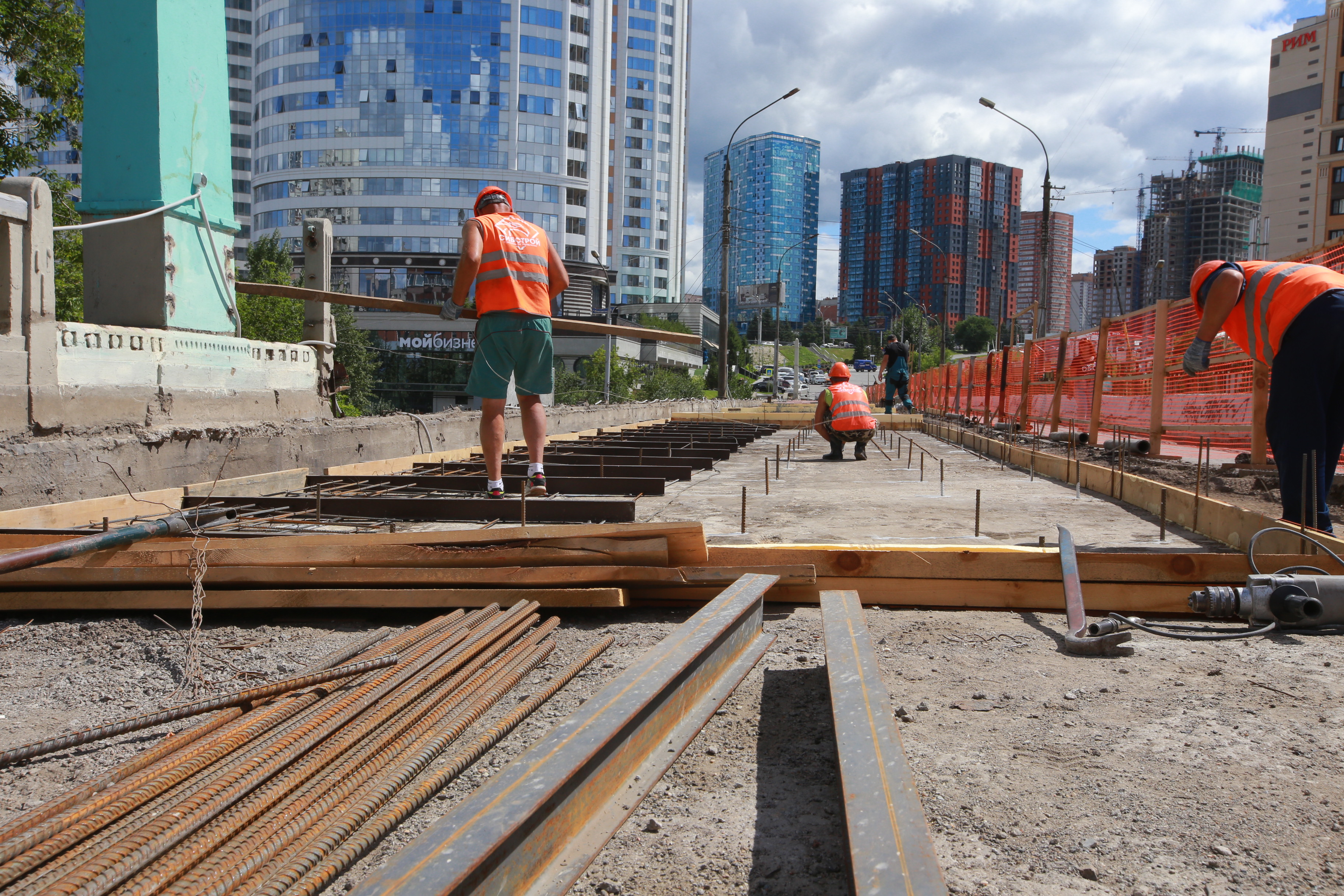 Ремонт Сибревкомовского моста. Июль 2022 года