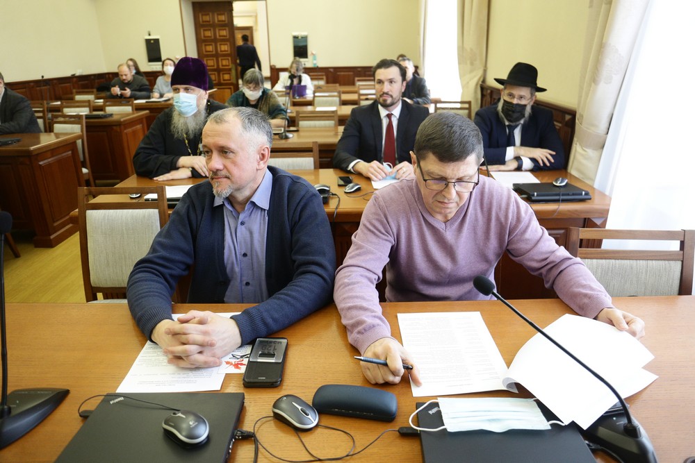 На заседании попечительского совета по вопросам похоронного дела