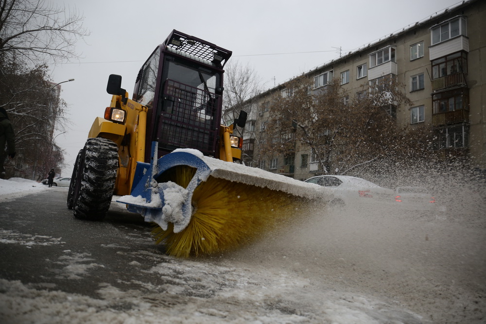 Новые машины для уборки города. Ноябрь 2021 года