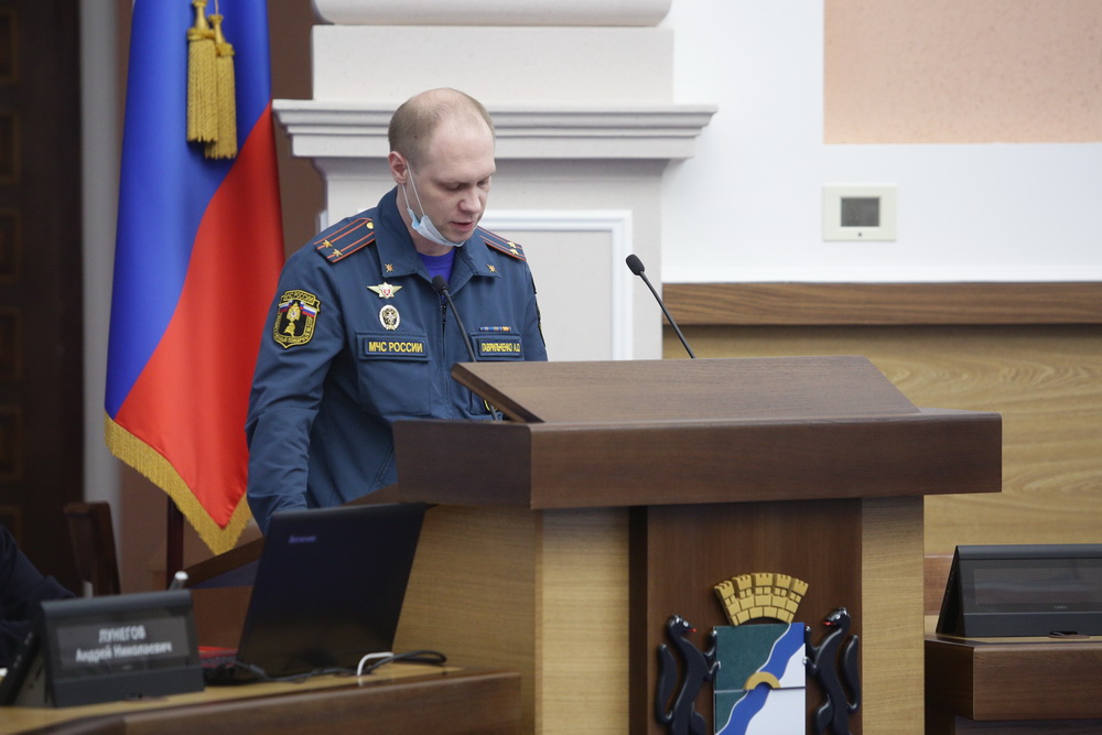 На заседании комиссии по предупреждению и ликвидации ЧС и обеспечению пожарной безопасности