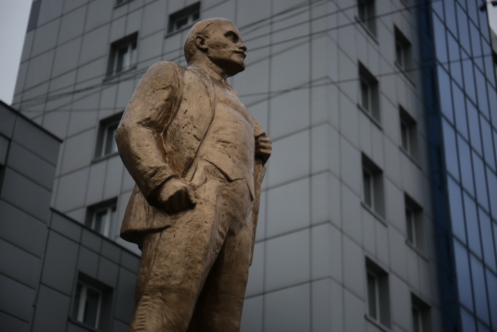 Памятник Ленину на Трикотажной