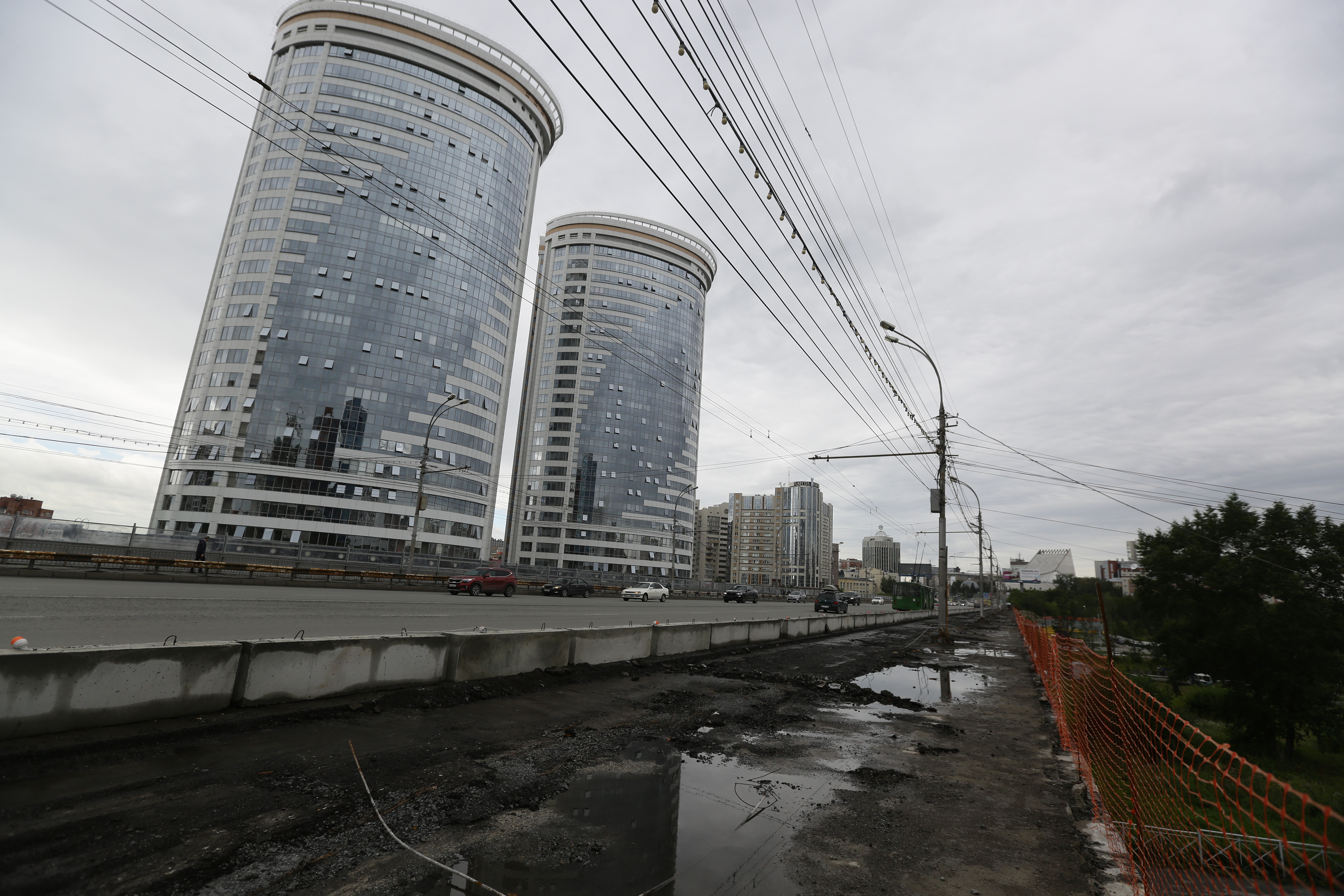 Ремонт путепровода на Октябрьской магистрали. Июль 2022 года