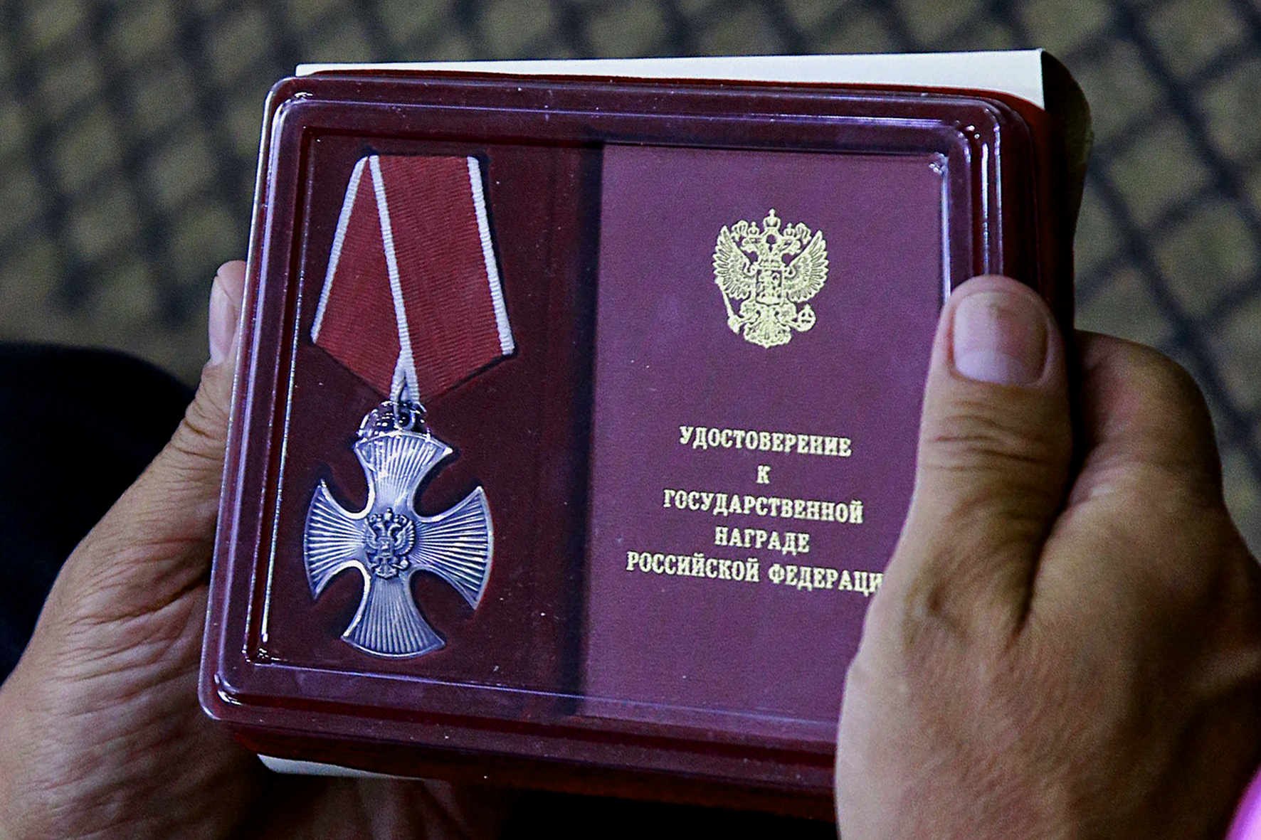 Погибшего на Украине новосибирца наградили орденом Мужества (31.05.2022)