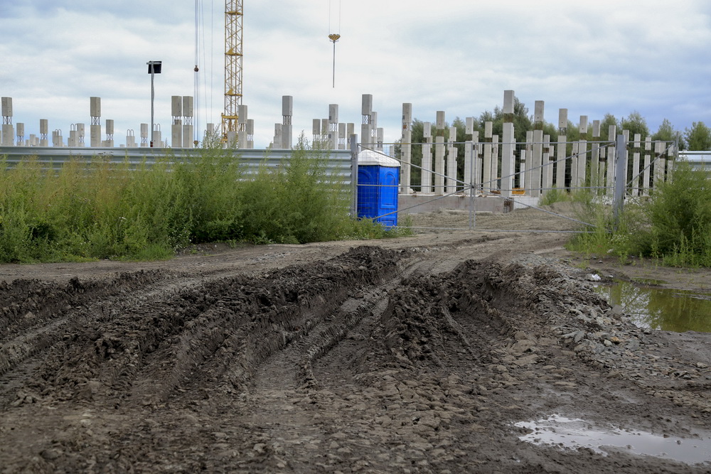 Школа на улице Николая Сотникова, 14