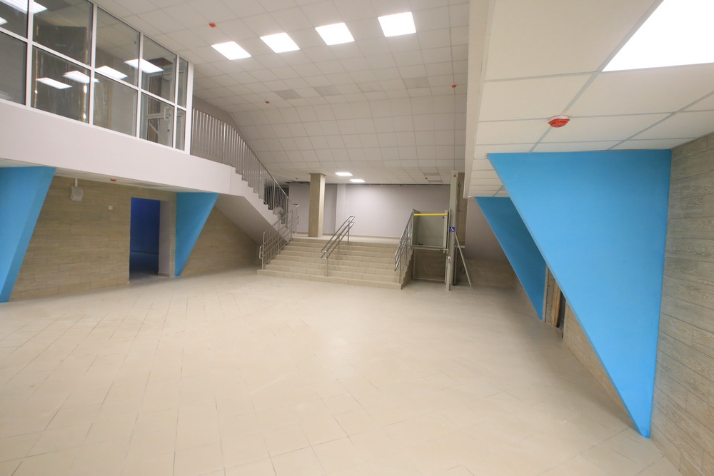 Гимназия №3 в Академгородке. Декабрь 2021 года