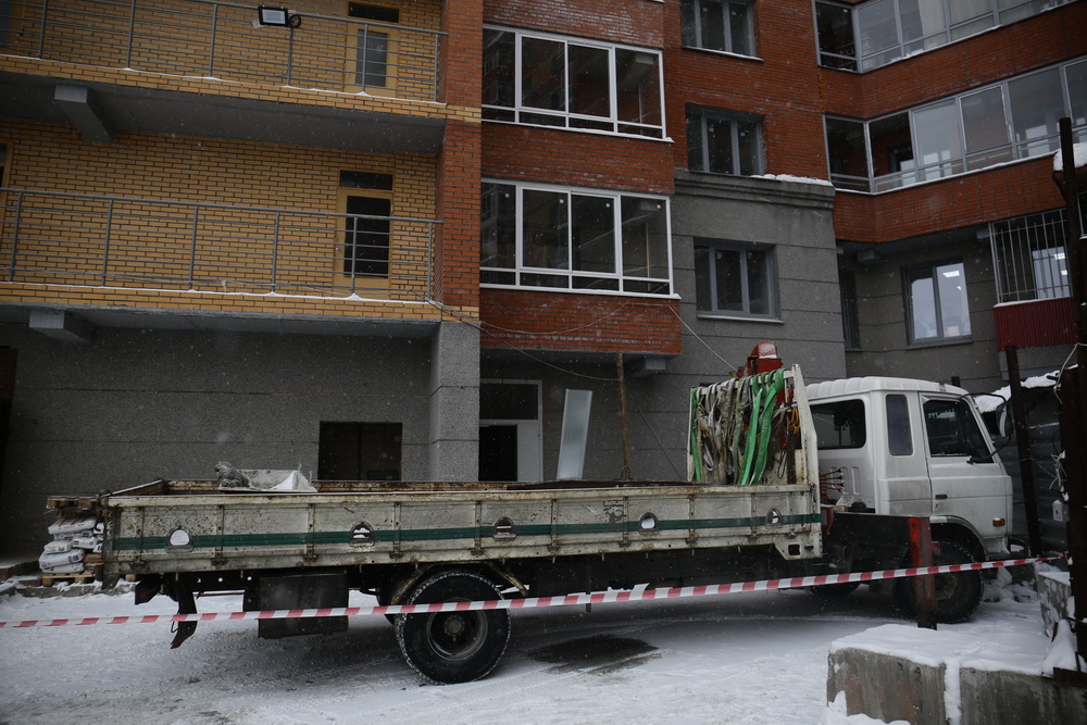 Долгострой на улице Есенина, 65