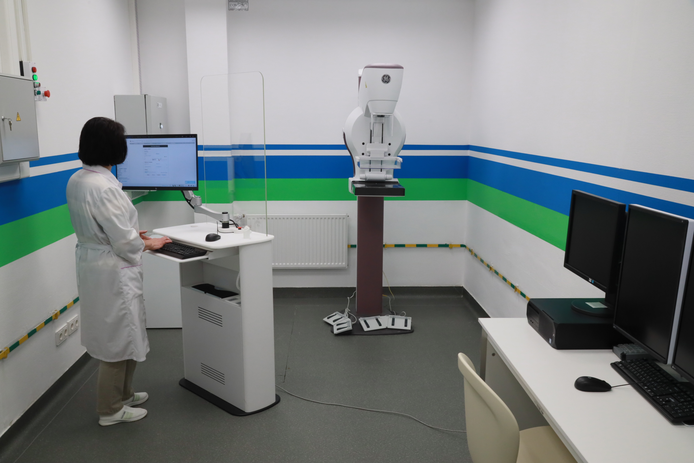 Поликлиника №27 на улице Ереванской