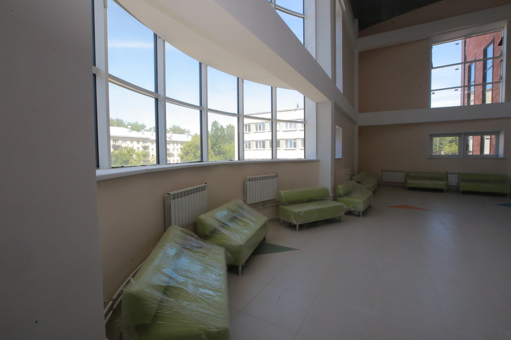 Лицей №130 в Академгородке