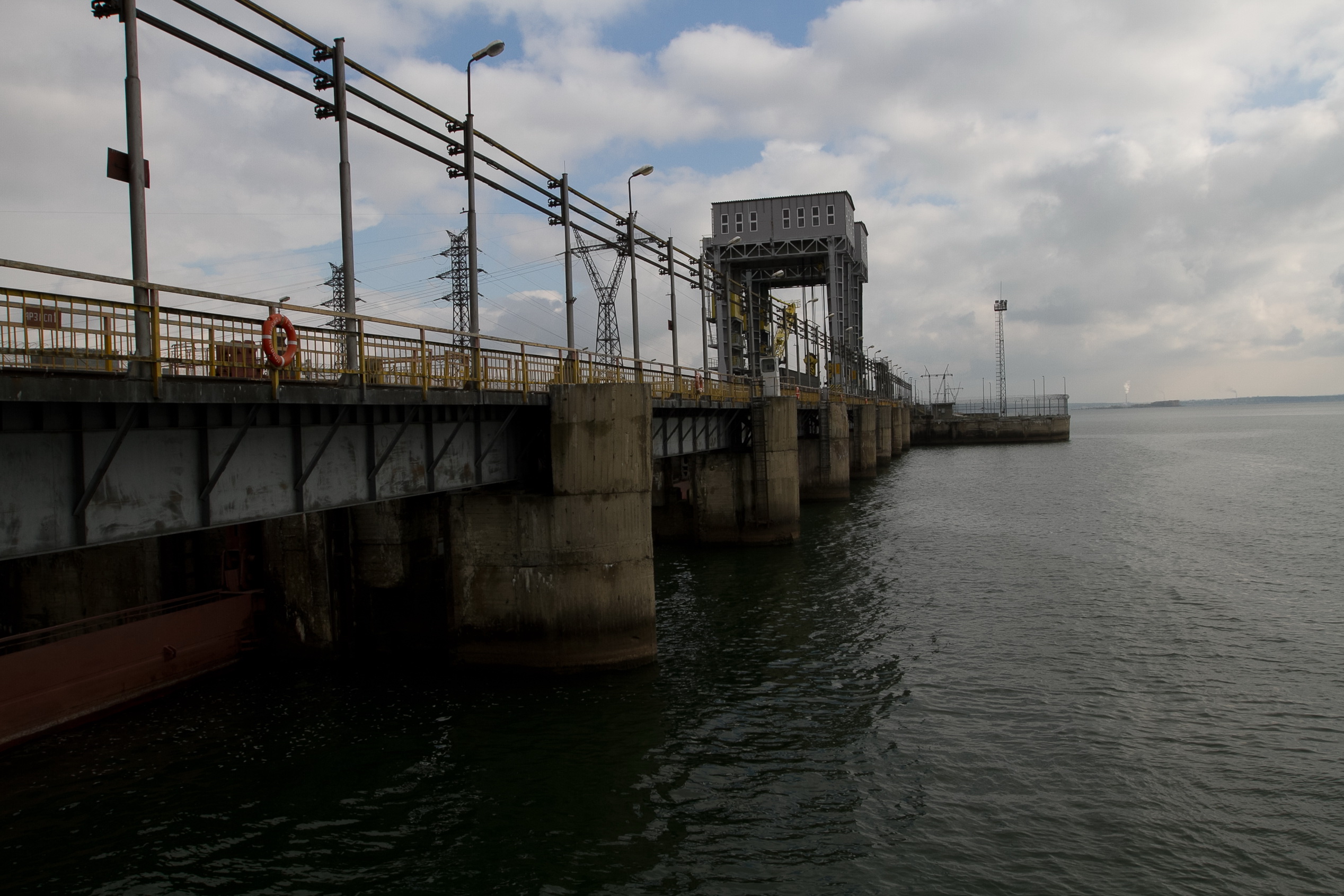 Новосибирская ГЭС