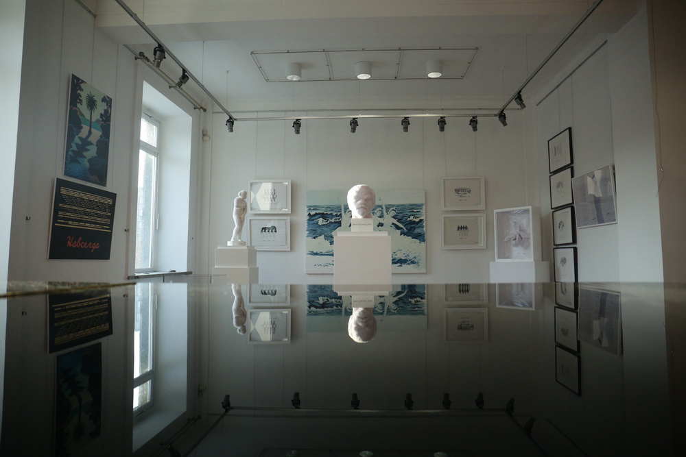 Выставка «Сибирский иронический концептуализм» в ЦК19